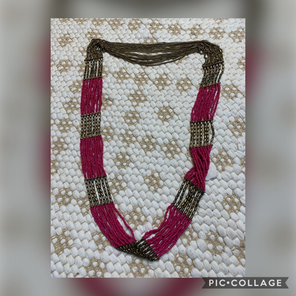 beautiful necklace .